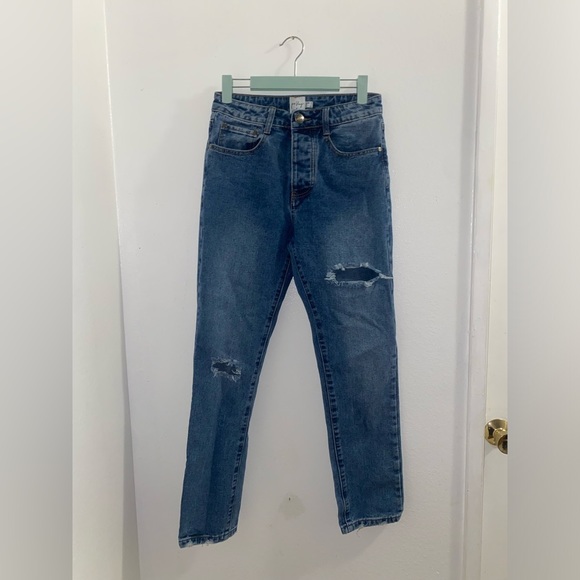 Princess Polly women’s size 4 ripped up boyfriend jeans - Picture 1 of 3
